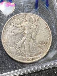 lot 63 image: 1942 US WALKING LIBERTY HALF DOLLAR