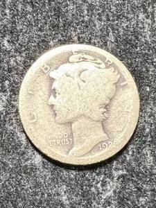 lot 88 image: 1920-S US MERCURY DIME