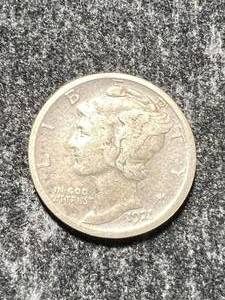 lot 101 image: 1921-D US MERCURY DIME