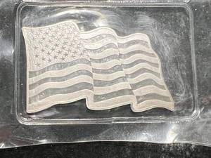 lot 109 image: 1 TROY OZ .999 FINE SILVER SUNSHINE MINTING BAR