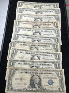 lot 110 image: GROUP OF 10 US BLUE SEAL $1 SILVER CERTIFICATES