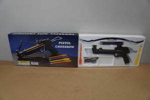 lot 42 image: Pistol Style Mini Crossbow - 50 Lbs