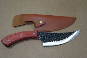 lot 46 image: Viking 9.5 Hammered Carbon Knife