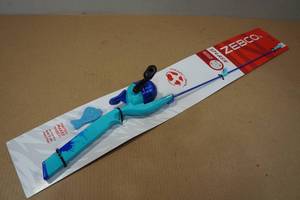 lot 74 image: Zebco Splash Youth Fishing Pole