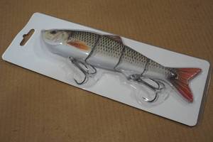 lot 78 image: 10 Jointed MuskieNorthern Lure