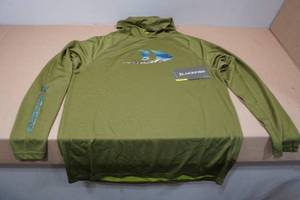 lot 99 image: Blackfish Guide UPFCooling Hooded Long Sleeve - Medium
