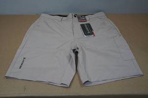 lot 105 image: Blackfish Mens Casual Shorts - Size 36