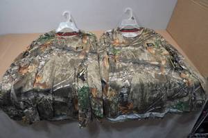 lot 111 image: 2 Realtree Long Sleeve Hunting Shirts - XL