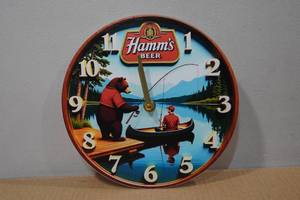 lot 123 image: Hamms Beer 8 Clock