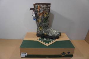lot 149 image: Muck Boots Mens Arctic Ice Grip Boots - Size 8