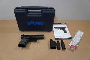 Walther PPQ 9mm Semi-Auto Pistol - 2 Magazines