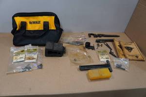 lot 32 image: Assorted AR-15 Parts and Tools