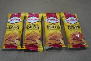 lot 164 image: 4 Louisiana New Orleans Style Fish Fry Breading Mix