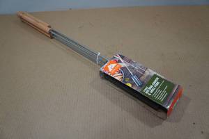 lot 165 image: Ozark Trail 2-Piece Hot Dog Cooker & Grill Fork