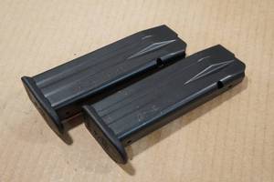 lot 193 image: 2 15-Round Magazines for Walther PPQ 9mm Pistol