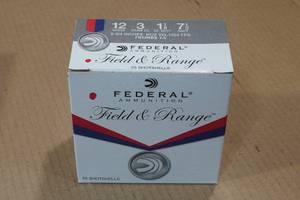 lot 313 image: 25 Federal Field & Range 12 Gauge 2-34 7-12 Shot Shotshells