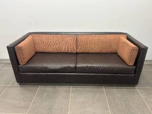 lot 13 image: Hide-a-Bed Couch