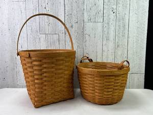 lot 129 image: Large Longaberger Baskets