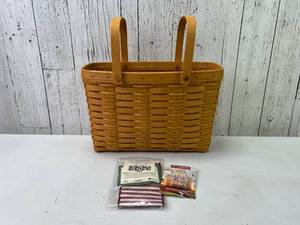 lot 150 image: Longaberger Cherished Memories Sweetheart Basket