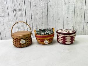lot 155 image: Mini Round Longaberger Baskets