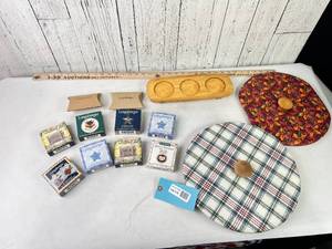 lot 179 image: Longaberger Assorted Accessories
