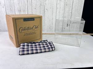 Longaberger Collector's Club Acrylic Display Case