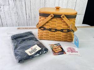 Longaberger 1998 Harbor Basket & Accessories