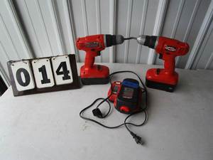 lot 14 image: Black & Decker Fire Storm Drill Kit