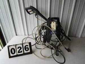 lot 26 image: Blue Clean Pressure Washer