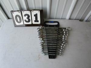 lot 31 image: Craftsman 14 pc Wrench Set - metric