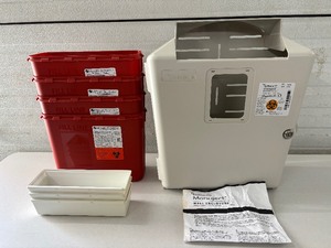 lot 65 image: Lot of Medical Safety Containers  Cardinal Health Monoject Wall Enclosure w Lock & Key  Henry Schein 5.4 Quart Sharps Container -&nbspGreat Condition