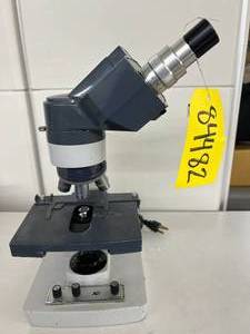 lot 103 image: MSRP $1,200 American Optical High Quality Laboratory-Grade One-Ten Compound Microscope - Precision Optics for Crisp, Clear Viewing&nbspGreat Condition