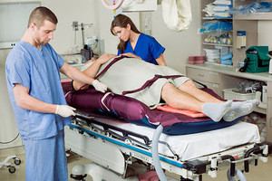 lot 76 image: HoverTech International Reusable Air Mattress - Durable Lightweight Patient Transfer - Good Condition