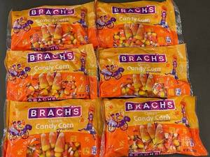 lot 41 image: Set of 6 Brachs Classic Candy Corn Bags