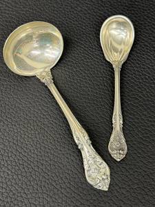 lot 15B image: Vintage Easterling Sterling Sugar Spoon and Sauce Spoon Set