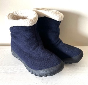 lot 107 image: Bogs Womens Size 8 B-Moc II Boots