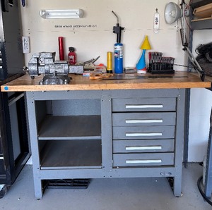 lot 119 image: Kennedy Tool Bench with Master Force Bench Vise and Tools