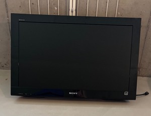 lot 146 image: Sony Bravia 31 Inch TV Model KDL-32BX300