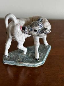 lot 5 image: Keramos Ceramic Cow Figurine