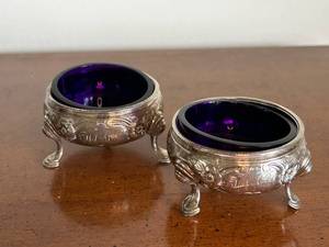 lot 11 image: Set of 2 Antique Silver Silver Salts with Liners