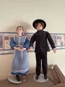 lot 22 image: Pair of P. Buckley Moss Amish Collectible Dolls in Traditional Outfit with Certificates of Ownership