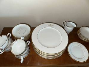lot 59 image: Princess House Bavaria Gold Rimmed Dinnerware Set Service for 8