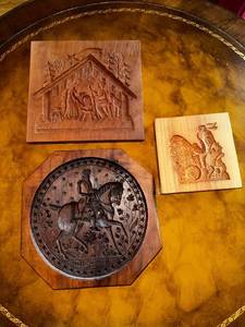 lot 84 image: Collection of 3 Hand-Carved Wooden Plaques