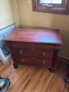lot 103 image: Ethan Allen Cinnabar Chest with Three Drawers