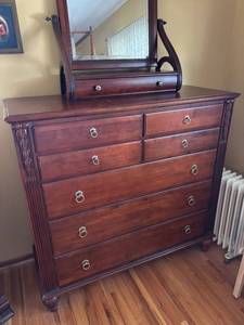 lot 104 image: Classic Tall Dresser with Mirror in Mahogany Finish