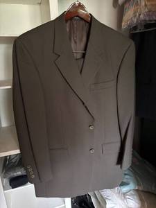 lot 114 image: Kenneth Cole Mens Suit Jacket Made in Jordan