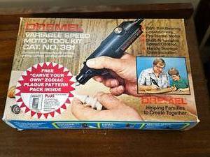 lot 142 image: Vintage Dremel Moto-Tool Kit Model 281