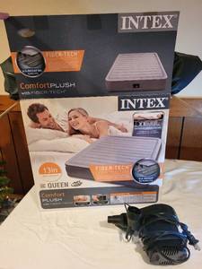 lot 201 image: 2 Air Mattresses with Electric Air Pumps