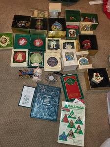 lot 248 image: Collection of Hallmark Keepsake Ornaments with Books