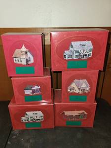 lot 261 image: Set of 6 Lighted Christmas Village Houses in Original Packaging